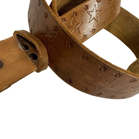 Vintage Brown Star Embossed Leather Belt with Semi Truck Metal Buckle - Picture 7 of 7